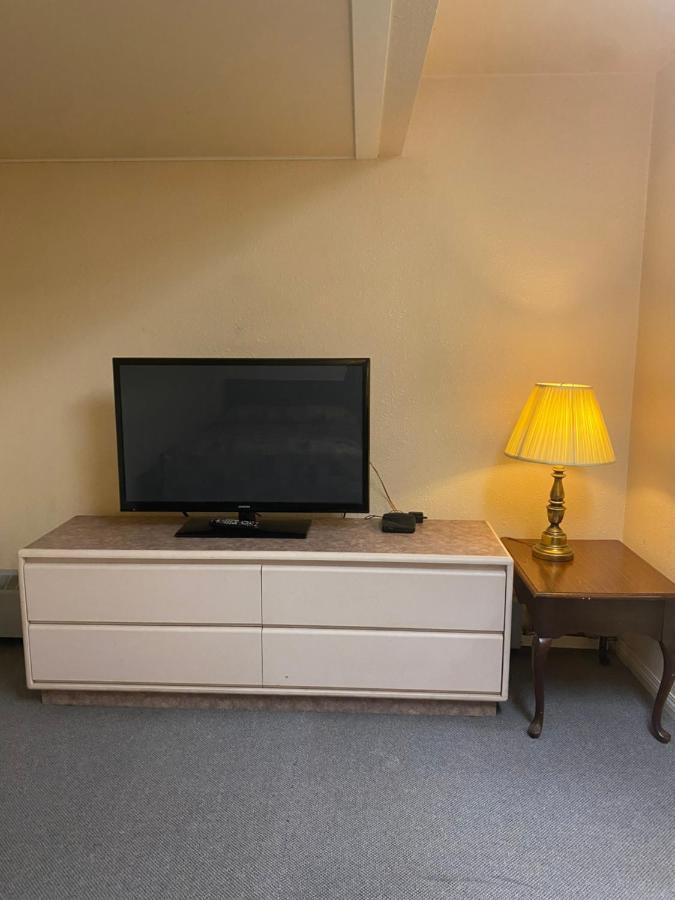 Chinook Motel Lethbridge Ngoại thất bức ảnh